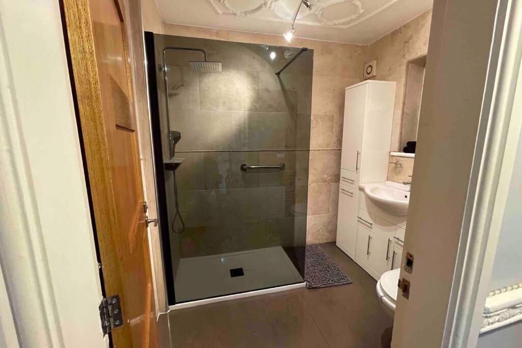 Detached Bungalow II Big Garden II Pet Friendly Villa Hednesford Luaran gambar
